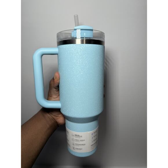 Stanley X DSG 2024 Winter Wonderland POWDER BLUE CRUSH 40oz Tumbler BNWT - Picture 5 of 8